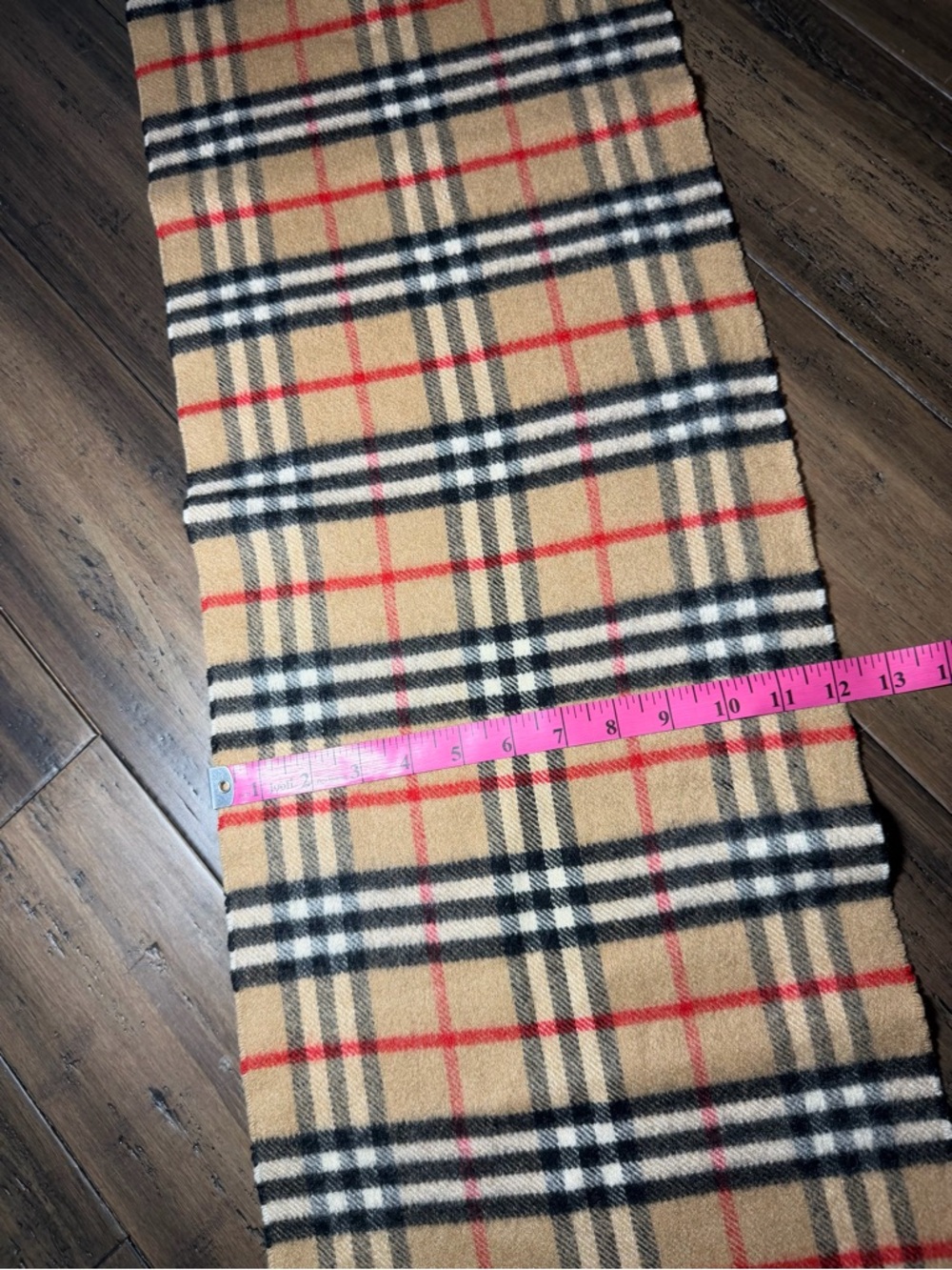 Burberrys of London Classic Check Cashmere Scarf in Beige, Black, Red - Picture 4 of 8